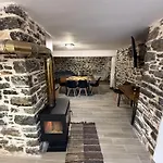 Stone House Seta