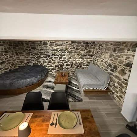 Ferienhaus Stone House Seta