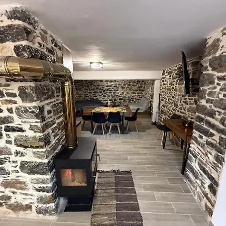 Stone House Seta